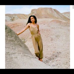 Ozmasisterhood rell jumpsuit in laurel size xs